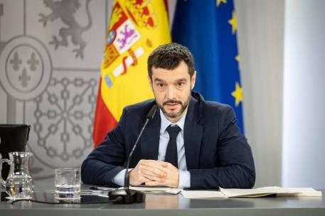 El Gobierno transfiere 904 millones de euros a las comunidades autónomas para financiar la dependencia
